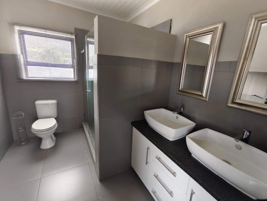 To Let 3 Bedroom Property for Rent in Groenvlei Western Cape
